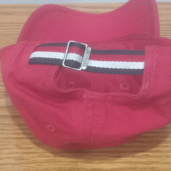 Tommy Hilfiger hat - Picture 2 of 6